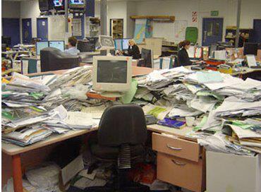 messy desk (2)